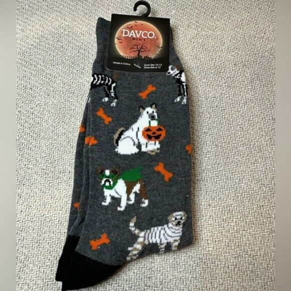 Men’s Halloween Dogs in Costumes Socks NWT Gray Gift Bulldog - Picture 1 of 5